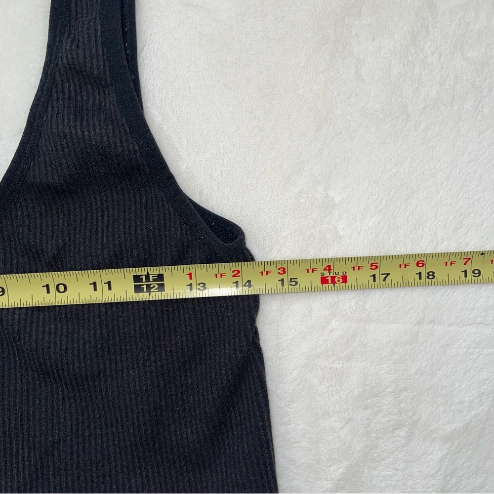 Colsie Black Ribbed Tank Top - Picture 3 of 5